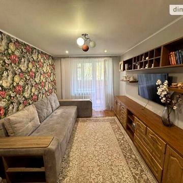 Продаж 2к Квартира Космонавтів вулиця