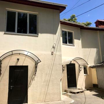 ПРОДАЮ будинок у центрі 125м2 під офіс чи житло