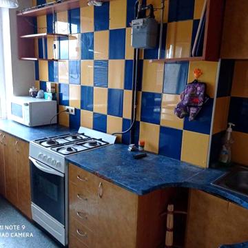 Продам 3 кім. кв. на проспекті Слобожанський