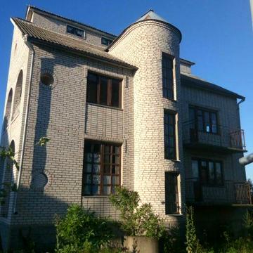 Продам дом на ПОЛЕ ЧУДЕС