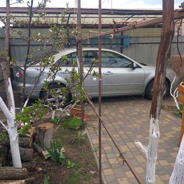 Продам будинок в Центральному районі  біля 38 колегіуму від власника