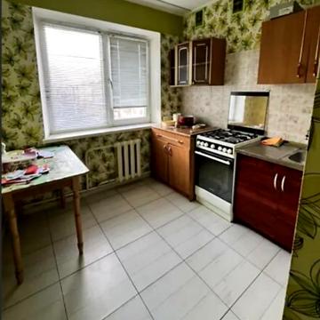 Героїв Крут вул., 9