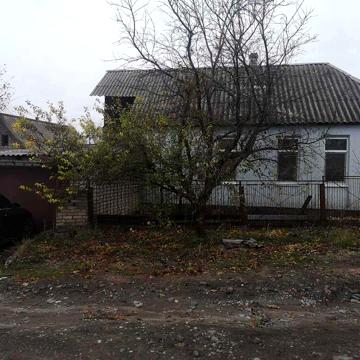 Продаж затишного будинку у Карнаухівці