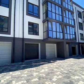Продам новому власнику 1-кімнатну квартиру в новобудові ЖК LAKE HOUSE