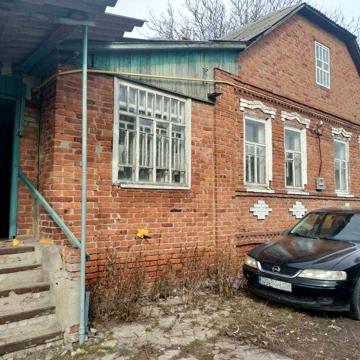 Продам частину будинку в м.Південне ( Комаровка)