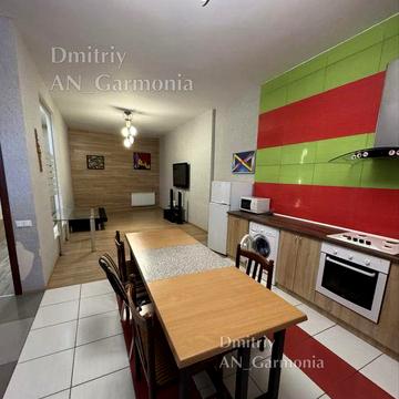 2-К Подол, Зеленый остров