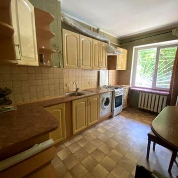 Продам Трехкомнатную квартиру на Вильямса/ Рынок Южный
