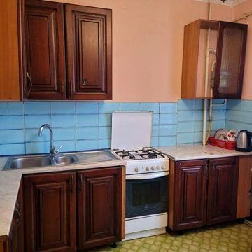 Оренда 3 км.кв.вул.Івасюка(Арсен,ЕпіЦентр,парк),автономне опал.,все є