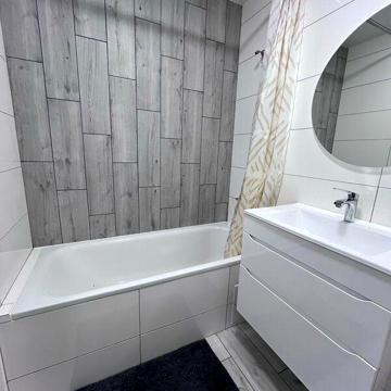 Продаж 1к Квартира Незалежності вулиця