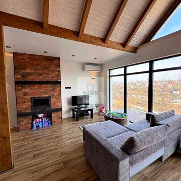 Здається будинок (130 кв м) з чудовим видом на фортецю та каньйон