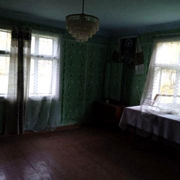 Продам газифікований будинок в центральній частині села М.Рожин