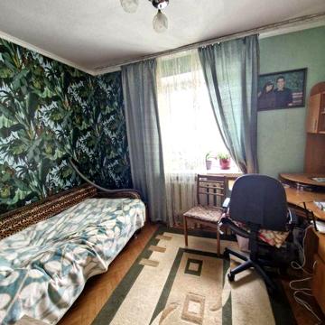Продам 3х.кімнатну квартиру на  Головатого(район Маяка)
