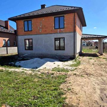Продаж будинку в селі Вороців