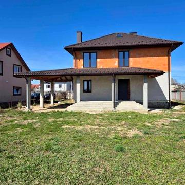 Продаж будинку в селі Вороців