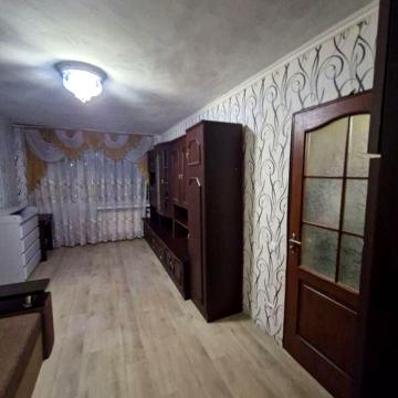 Здається 1кв в смт Стрижавка 8000+