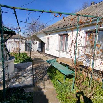 Продається частина будинку 50м² земельна ділянка 12 соток