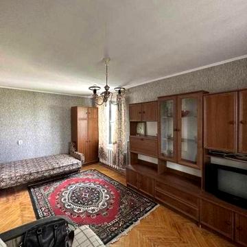 2m 1 квартира Метро Тракторный Завод рынок ХТЗ єВідновлення