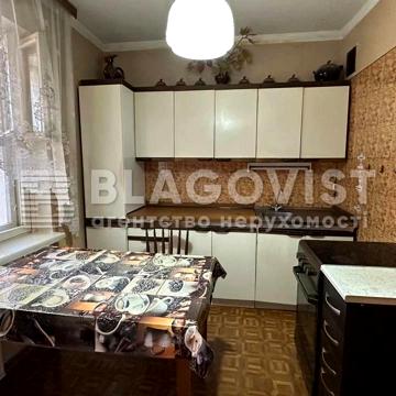 Володимира Висоцького бульв., 11
