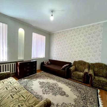 Продам 1-к квартиру парк Чкалова, ул. Мостовая