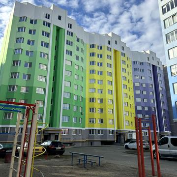 Теплична вул., 44