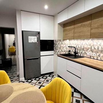 Продаж 3к Квартира Кондратюка Юрія (Комунарівська) вулиця