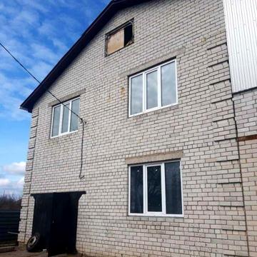 Продам великий недобудований цегляний будинок