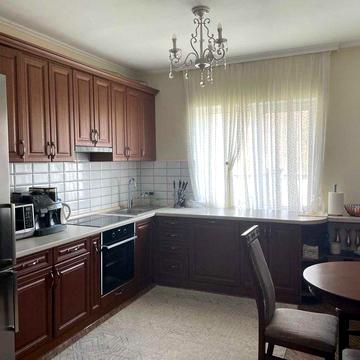 Продаж затишного будинку