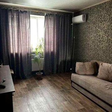 Продам 2-ку в Новострое на Роганском