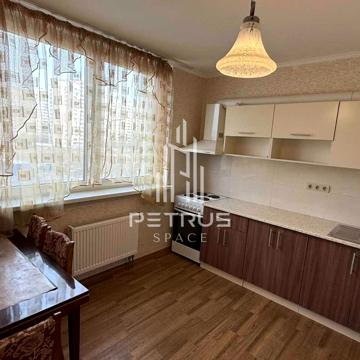 Соломії Крушельницької вул., 13
