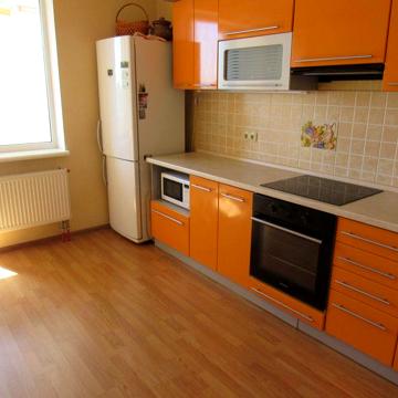 Продам 2к квартиру з ремонтом в новому будинку вул. Г.Дніпра + кладова