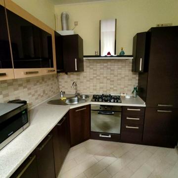 Шота Руставелі вул., 7