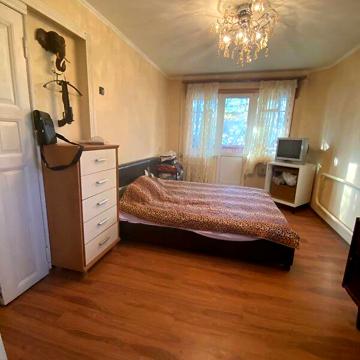 Продаж 1к Квартира Космонавтів вулиця