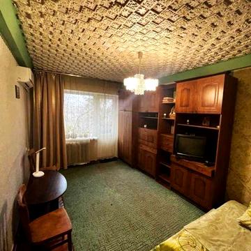 1к квартира Коломийський пров 5/2.,  метро Васильківська, Голосеево