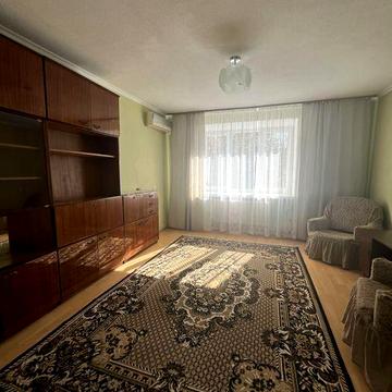 Вільна 3 кімн квартира для оренди вул Г.Десантників