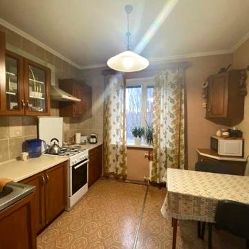 Продається 3-х кім чешка на Рокосовського ( Вахі Арсанова)