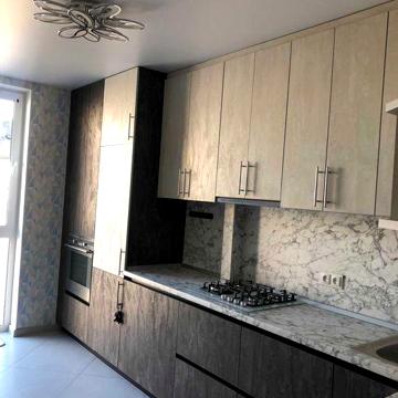 Продам :2 -х ком.кв.,5 этаж,общ.65м,с ремонтом.Свое отопление.
