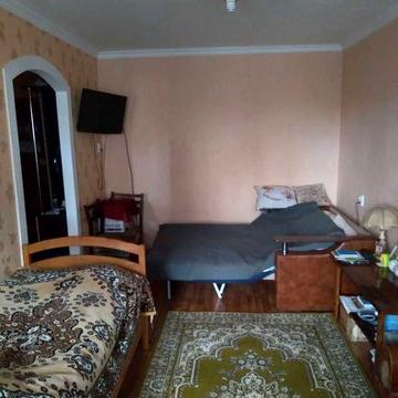 Центральна частина міста 1к квартира в гарному стані!
