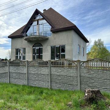 Продаж будинку 350 кв.м. ділянка 12 соток с. Займище.