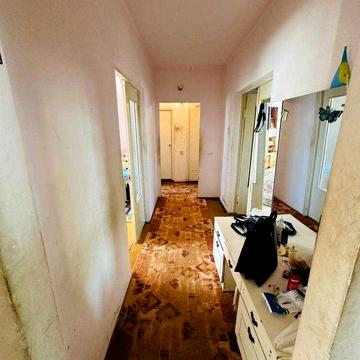 Продам 4-кімнатну квартиру.Боярка.Білогородська.Молодіжна.Центр.