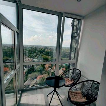 Здається простора квартира в ЖК Яровиця