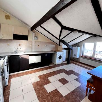 Вовчинецька вул., 2а