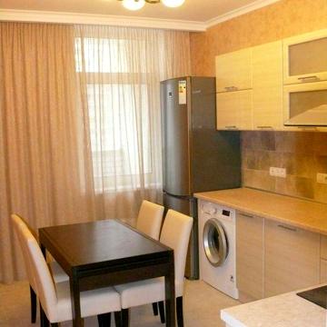 Здається в оренду 1к квартира на Ахматовій, 22