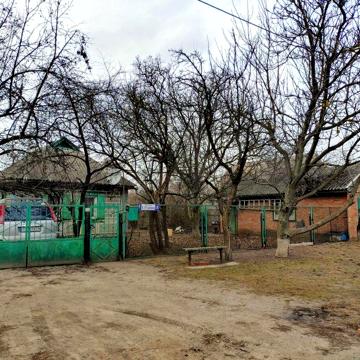 Будинок з усіма зручностями+ земельна ділянка 14.65 соток в Миргороді