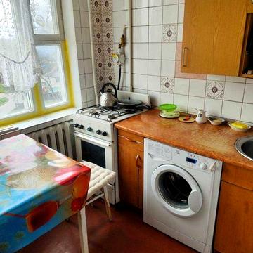 Продається 3-х кімнатна квартира , вул. Симиренка , 14/9 ЖК жек