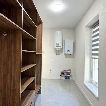 Продаж 3к Дім Левка Симиренка вулиця ЖК Comfort Place