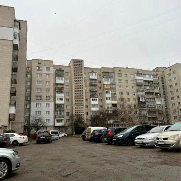 Затишна трійка з роздільними кімнатами  ідеальний варіант для родини !