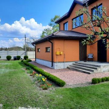 Продаж   будинку 240 кв.