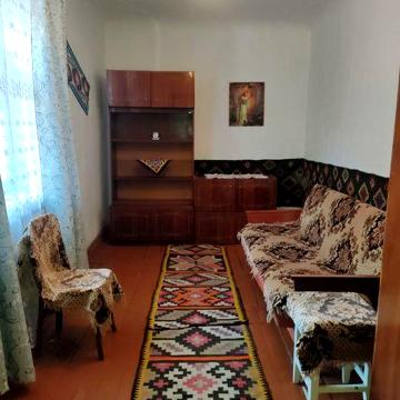 Здам 2-к квартиру біля військового ліцею.