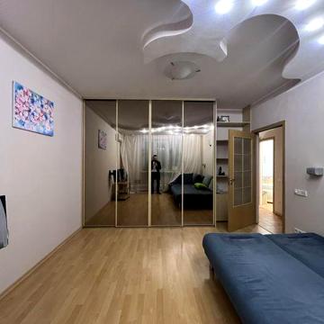 Продаж БЕЗ% 1к квартири 52м2 будьвар Верховноі Ради 21а метро Дарниця