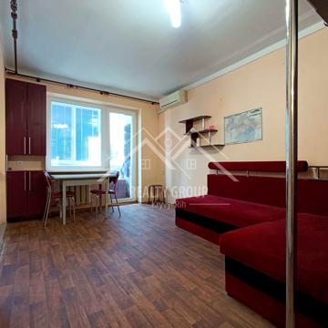 Металургів просп., 21